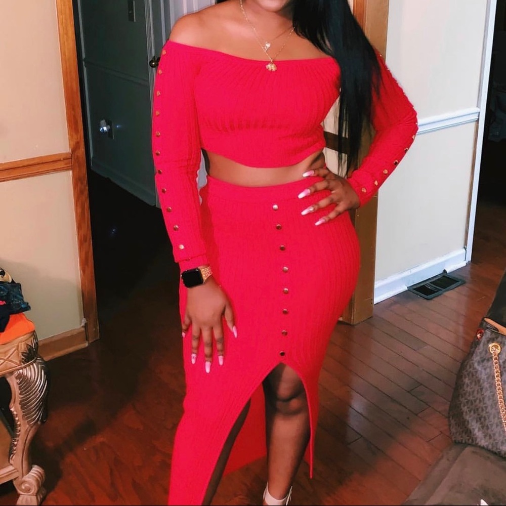 Red 2 piece long sleeve set
